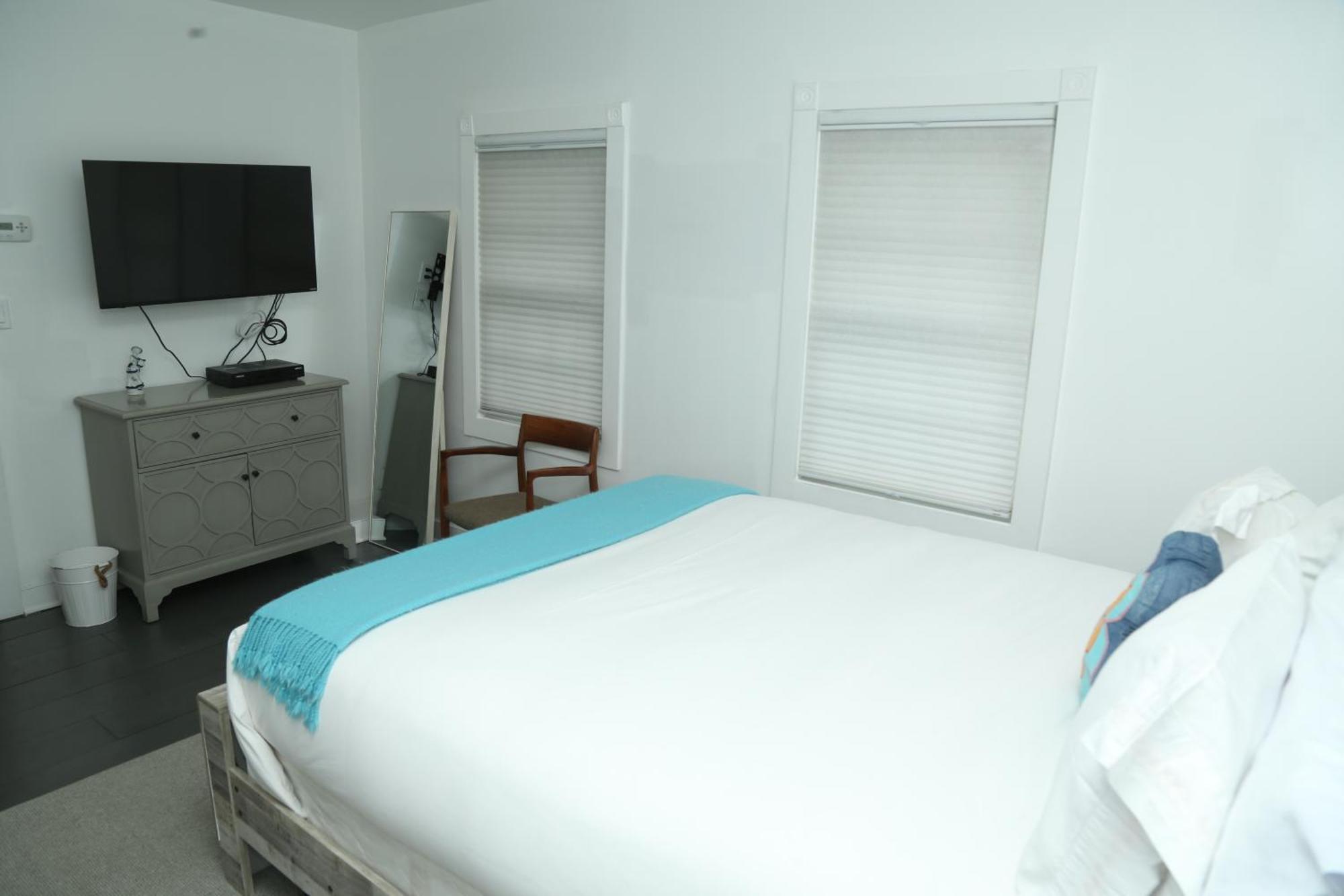 Harpoon House Bed & Breakfast Southampton Exterior photo